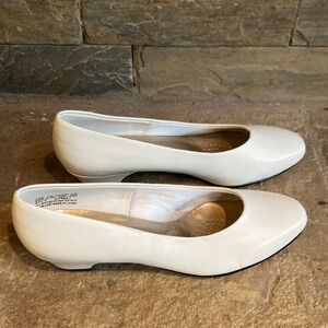 Soft Style Low Heel White Pumps